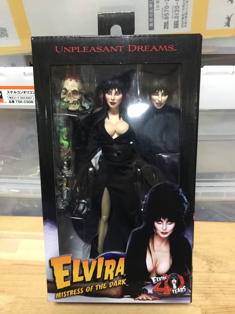 エルヴァイラ (ELVIRA) (プラモデル) メビウス プラスチック組立キット neca エルヴァイラ elvira 8インチ ミストレスオブダーク フィギュア
