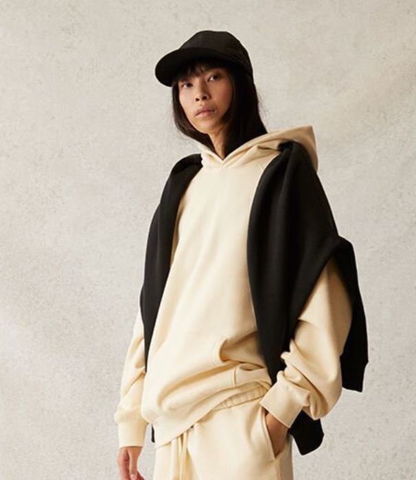 新品/即日発送□後ロゴ クリーム (オフホワイト系) 春色【L】FOG