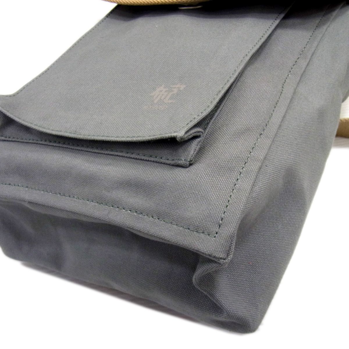 ○一澤信三郎帆布 ショルダーバッグ サコッシュバッグ クロスボディー 