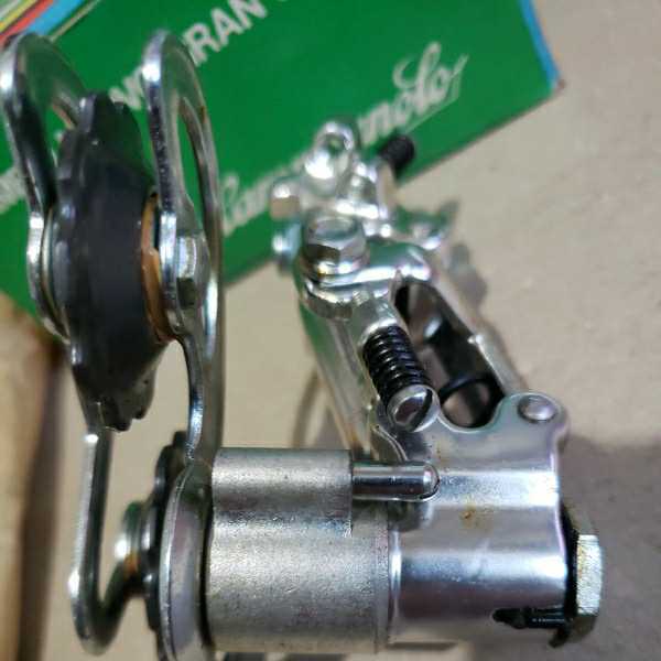 Campagnolo GRAN SPORT リアディレーラー 40年ほど前の未使用品です