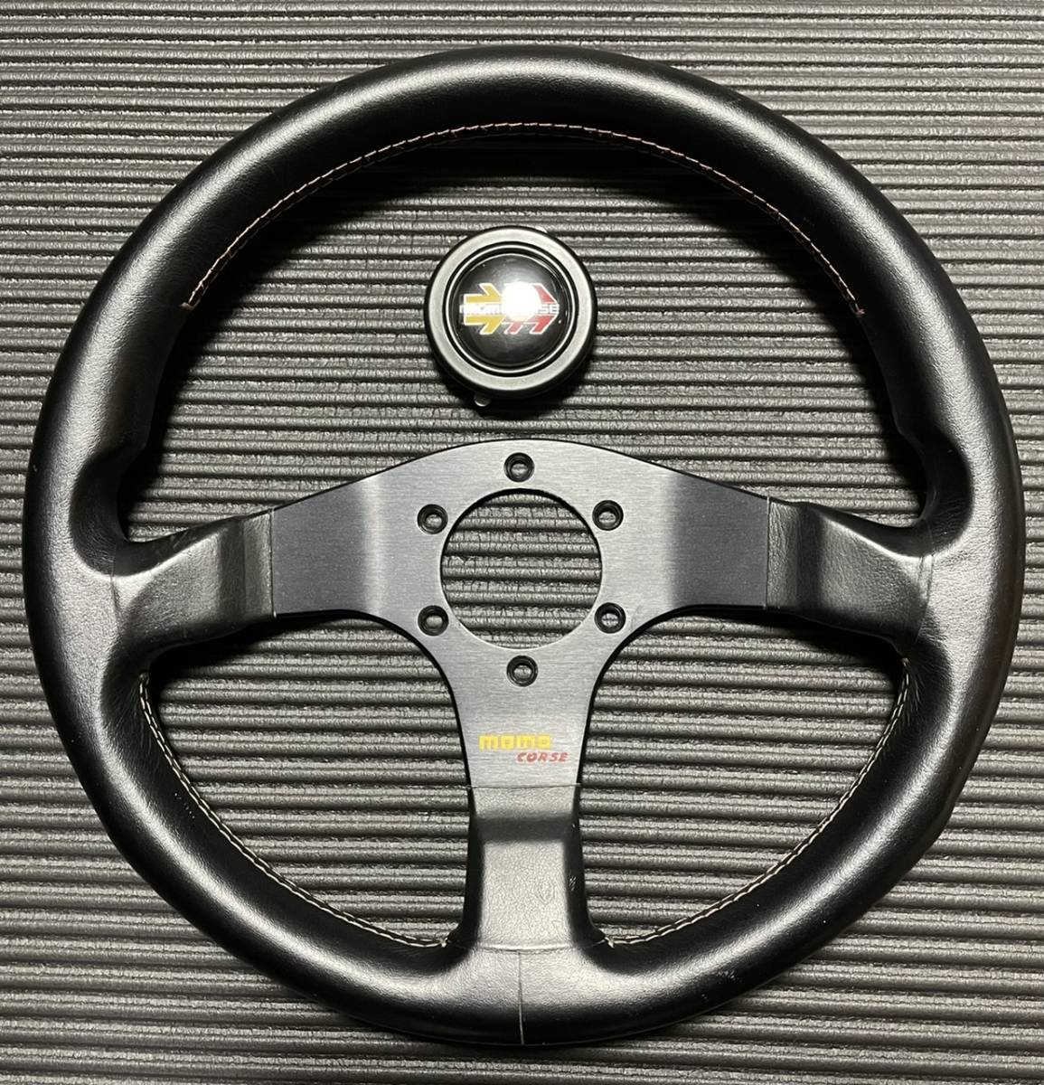 中古 momo corse 32パイ(320mm) # モモ コルセ ステアリング MOMO