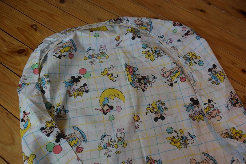 Usaヴィンテージ ベッドシーツ ディズニー キッズ リメイク生地 素材 ボックスシーツ ベビーミッキー オールド アメリカ仕入 総柄 B10 キャラクター 売買されたオークション情報 Yahooの商品情報をアーカイブ公開 オークファン Aucfan Com
