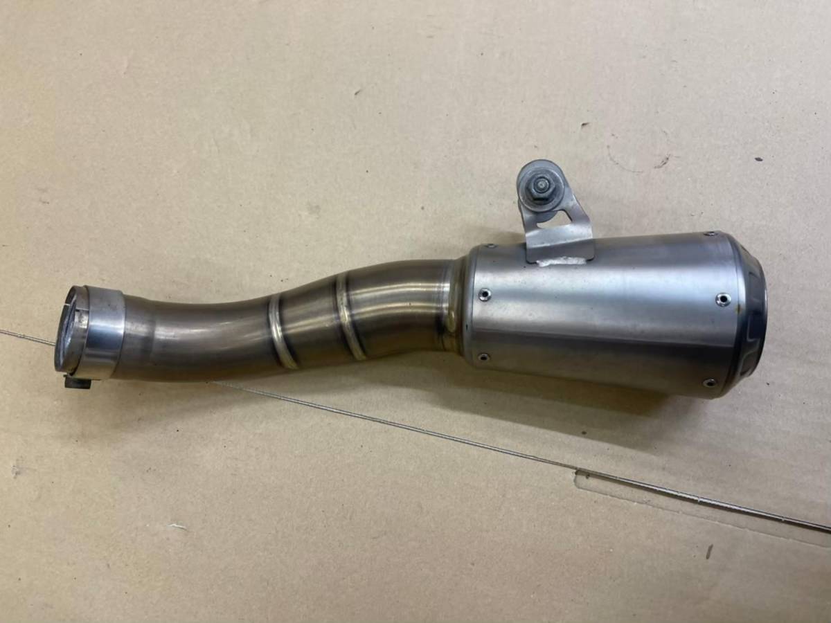 YAMAHA□YZF-R25□R25□アクラポビッチ□マフラー□スリップオン□M010
