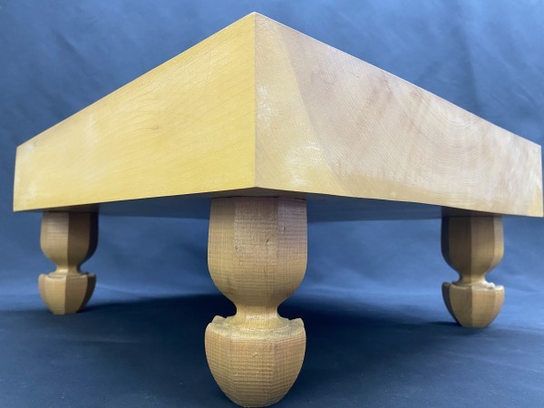 D1-792 中古品 脚付囲碁盤・碁石・碁筍セット 詳細不明 天然銘木 木製 高級碁笥 美栄