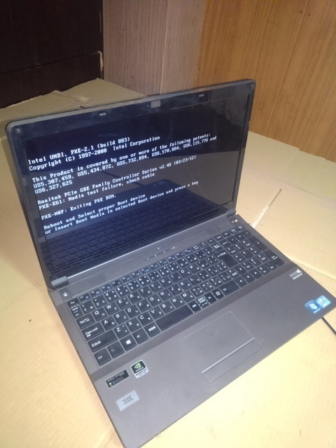 10816】ユニットコム ゲーミングノート W350ET Core i7-3630QM メモリ 