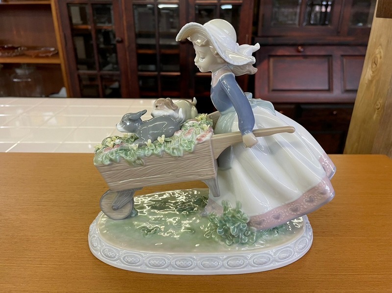 リヤドロ 乗せてあげる フィギュリン LLADRO 陶器人形 0 置物 公式通販