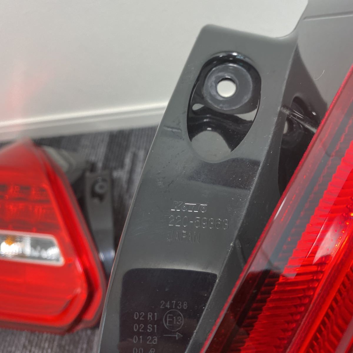 新車外し?! 超美品 スズキ ZC33S スイフトスポーツ 純正 テールランプ 