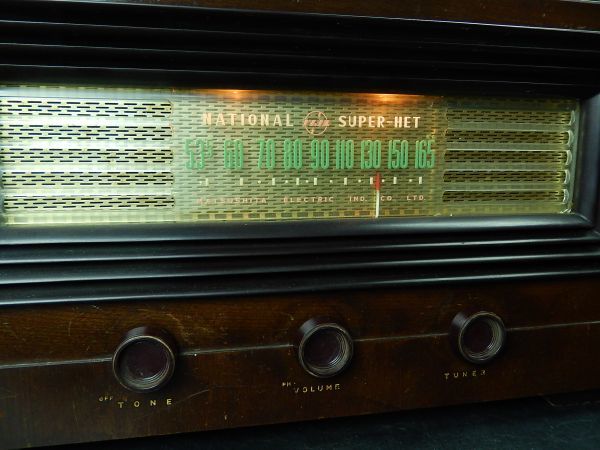 ナショナルMT管トランスレス真空管ラジオEA-305 真空管ラジオ