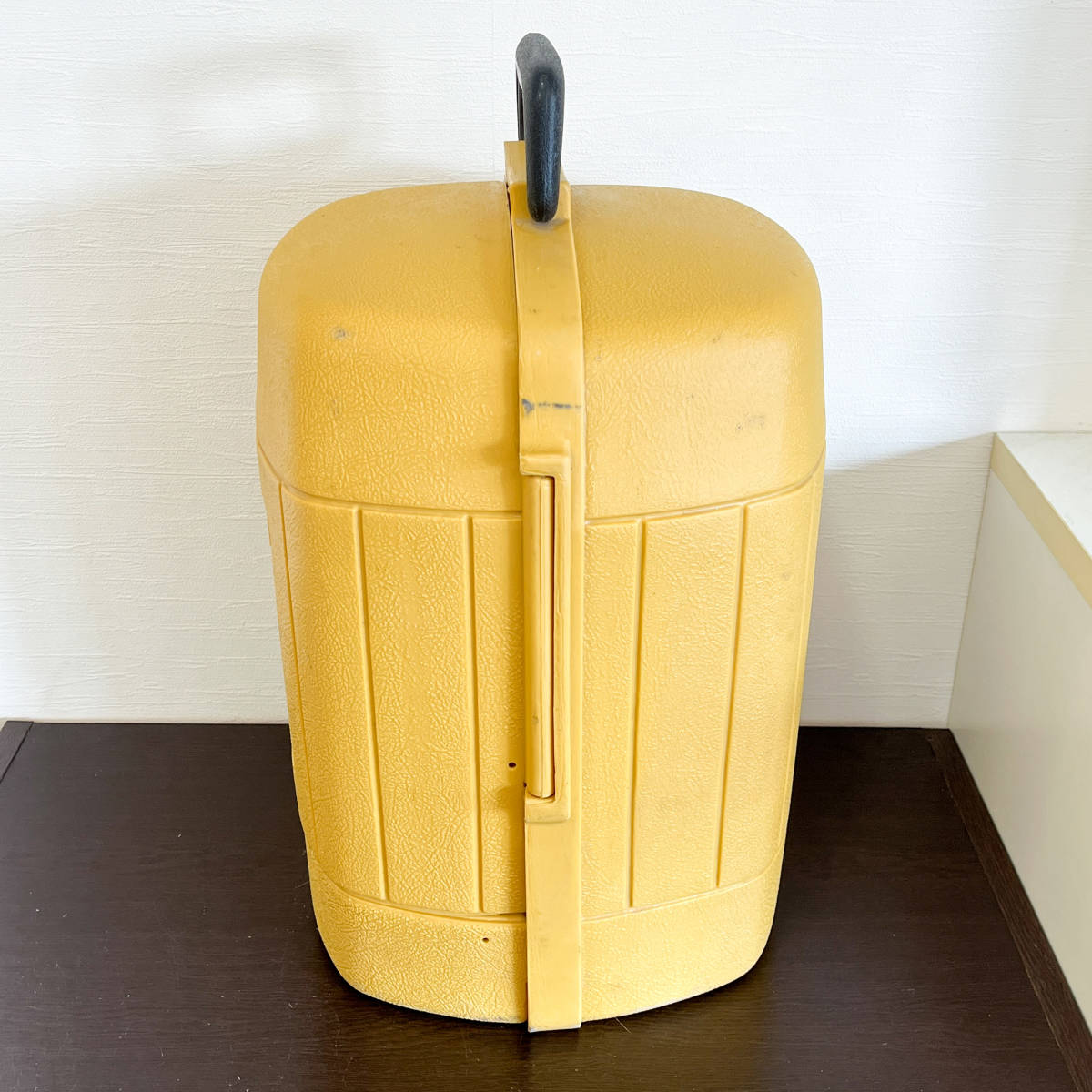 【レア】【美品】coleman ビンテージ◆コールマン クラムシェルケース 1979年3月 丸ハンドル 220,228,275系 クラムシェルケース コールマン 1979年3月製造 | スーパービンテージデポSuper コールマンのクラムシェルケース!ランタンケース単体も買い取ります