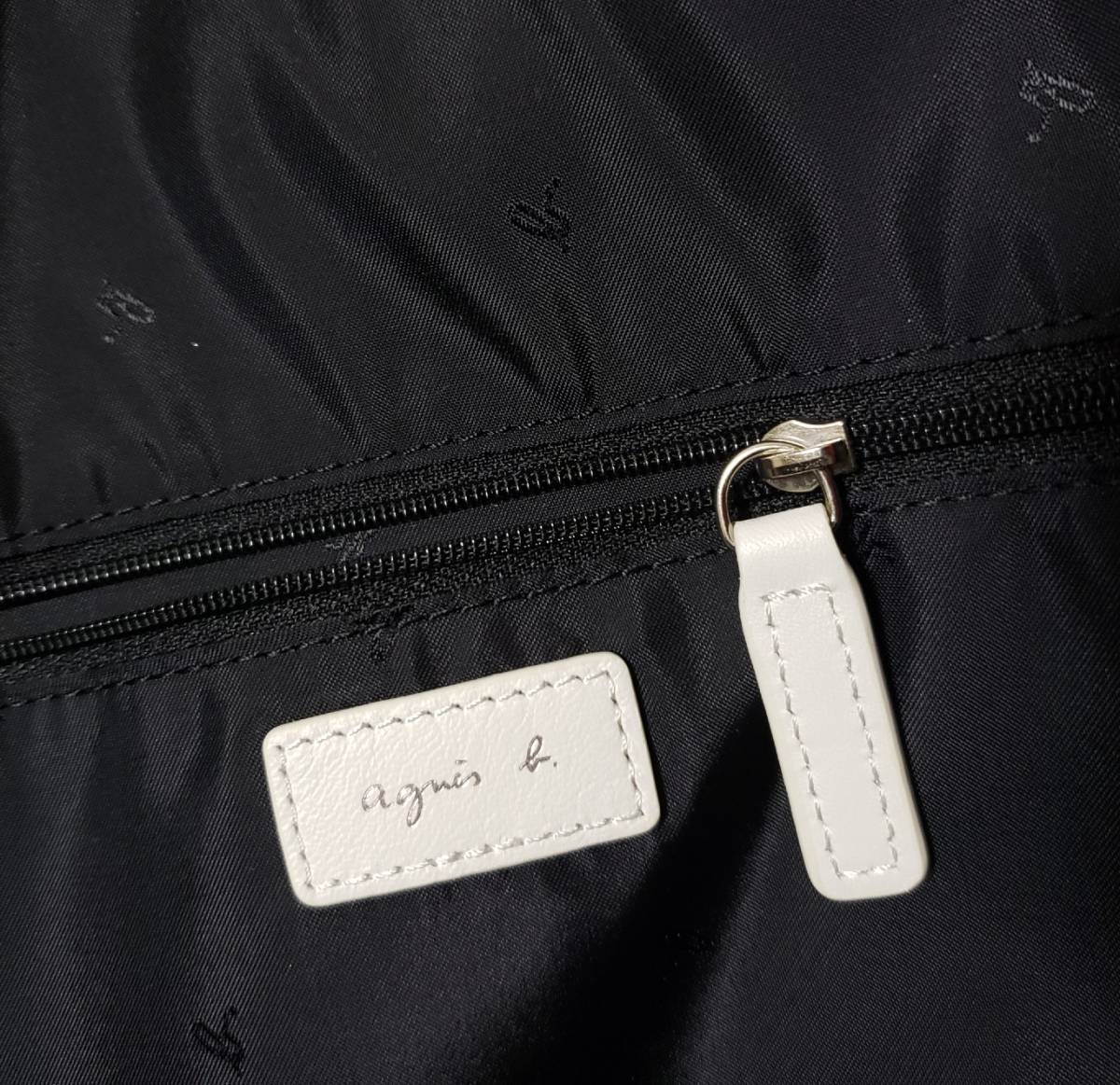 定価5万 agnes b. VOYAGE レザーサークルバッグ FUDGE掲載 白 