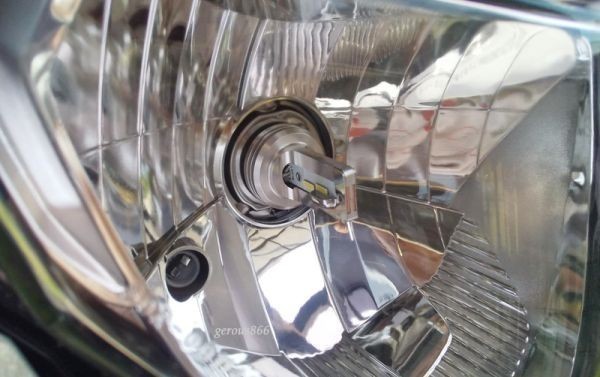 Honda ホンダ Dio110 ディオ110 H4 Ledヘッドライト バルブ バイク用 ファンレス 1灯分 ヘッドライト 売買されたオークション情報 Yahooの商品情報をアーカイブ公開 オークファン Aucfan Com