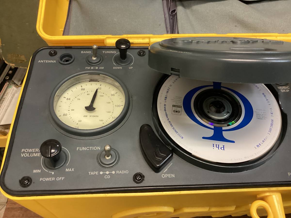 昭和レトロ・ビンテージ＊ティアック・ポータブルCDラジカセ：PCーD10・実動良品