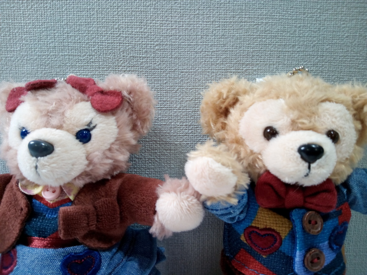 ディズニー Tdr ディズニーシー16 ダッフィー シェリーメイ ぬいぐるみバッジ 2点 スウィートダッフィー 4k7 60 その他 売買されたオークション情報 Yahooの商品情報をアーカイブ公開 オークファン Aucfan Com