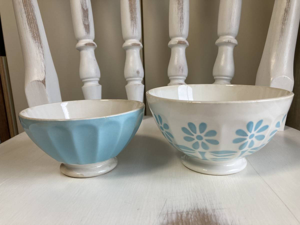フランス＊ブロカントFRNCE アンティーク カフェオレカップ水色お花の