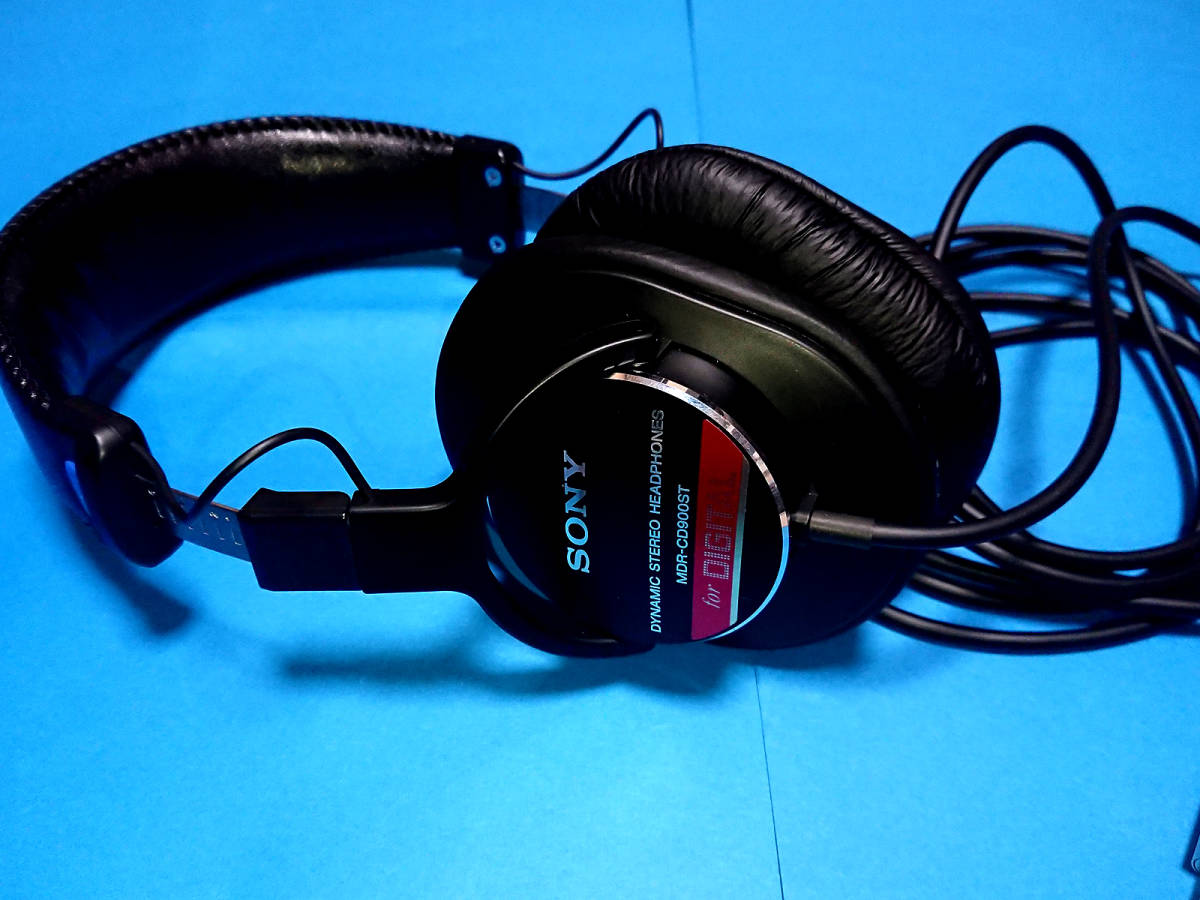 【送料無料】SONY MDR-CD900ST　ミニプラグ化　動作品　USED MDR-CD900ST SONY MDR-CD900STをステレオミニプラグ化！｜SOUNDMART モニターヘッドホン 美品 3.5mmステレオミニプラグ