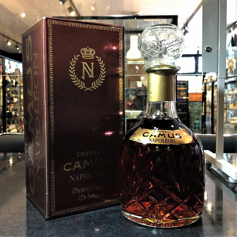 ナポレオン カミュ CAMUS 700ml コニャック デラックス NAPOLEON 