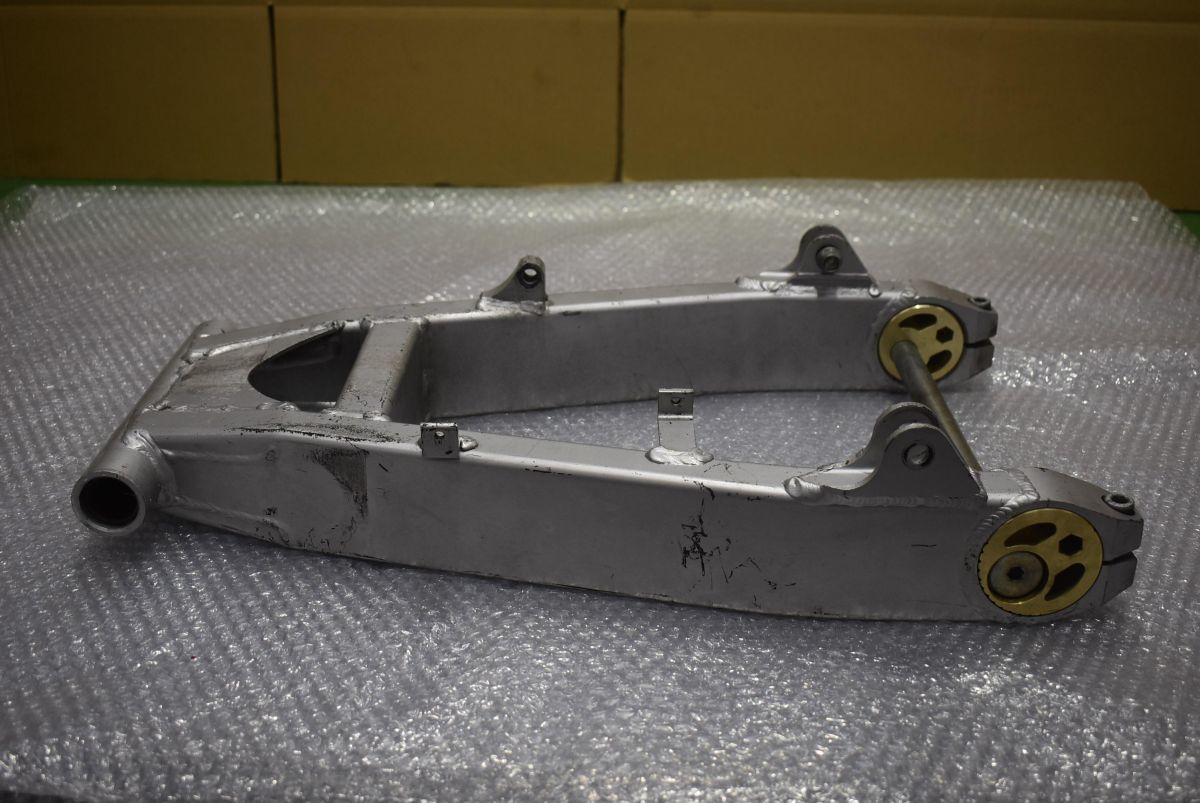 【HOT，SALE】 当時物 純正 ゼファー750 スイングアーム 検 ゼファー1100 ゼファー550(カワサキ用)｜売買されたオークション情報、yahooの商品情報をアーカイブ公開 - オークファン カワサキ用