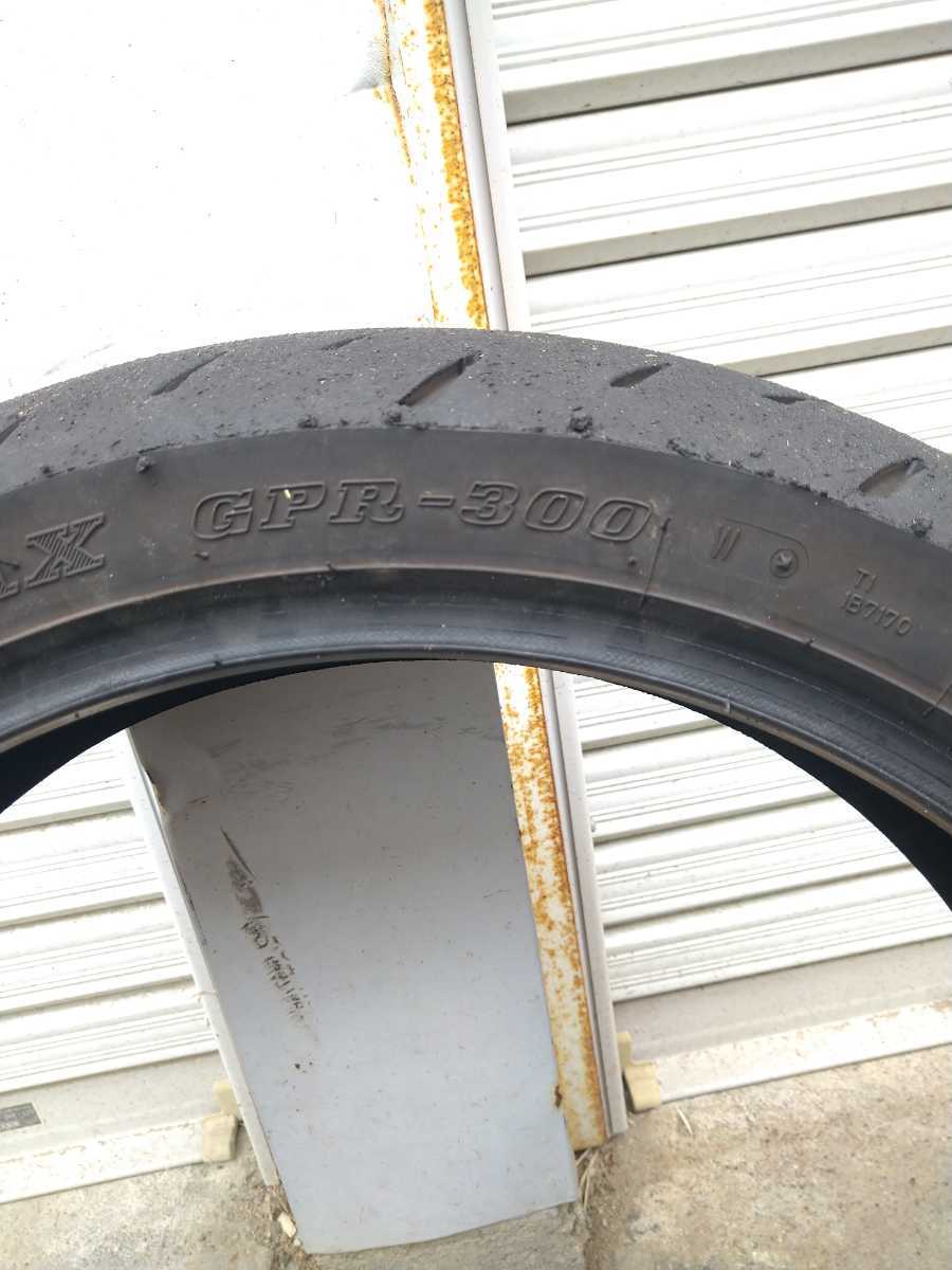 ダンロップGPR300 ZX-25R 純正タイヤ 110/70-17 、150/60-17前後セット