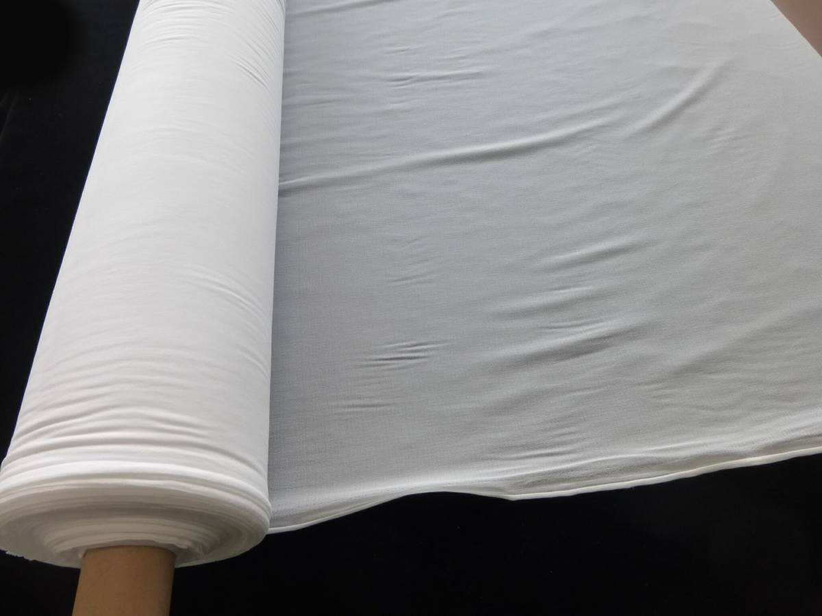 処分品　50dニットタイプ接着芯地 (オフ白・幅97cm×長さ55m巻）繋ぎ手有