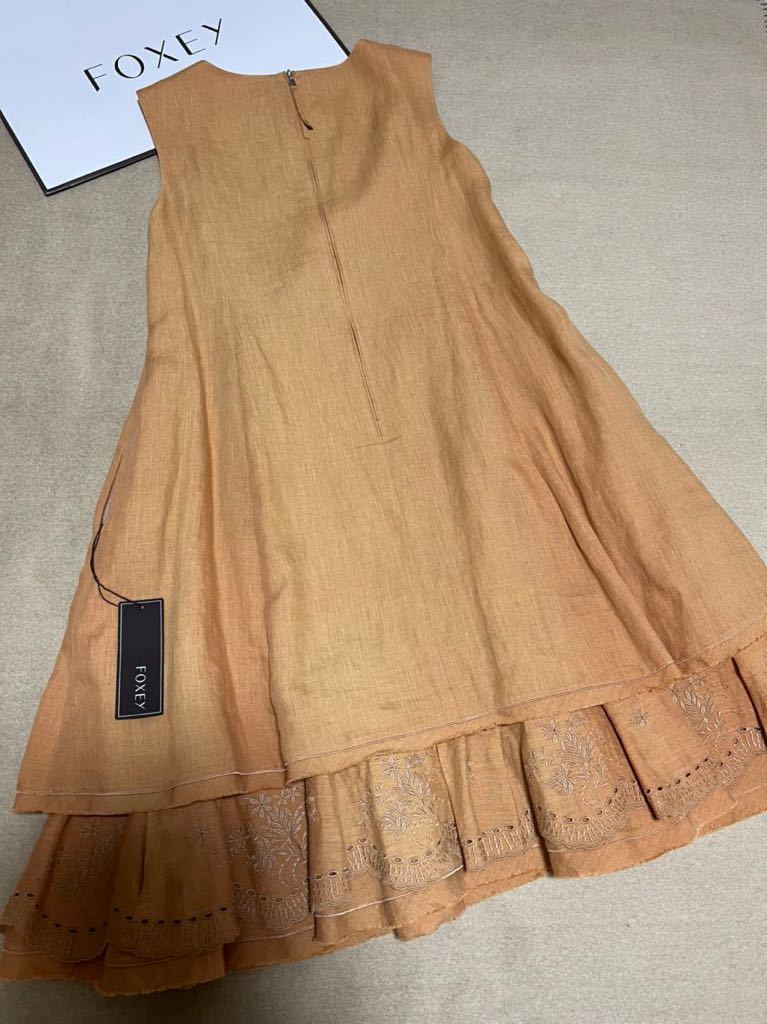 Foxey フォクシー リネン ワンピース ドレス ワンピース 売買されたオークション情報 Yahooの商品情報をアーカイブ公開 オークファン Aucfan Com