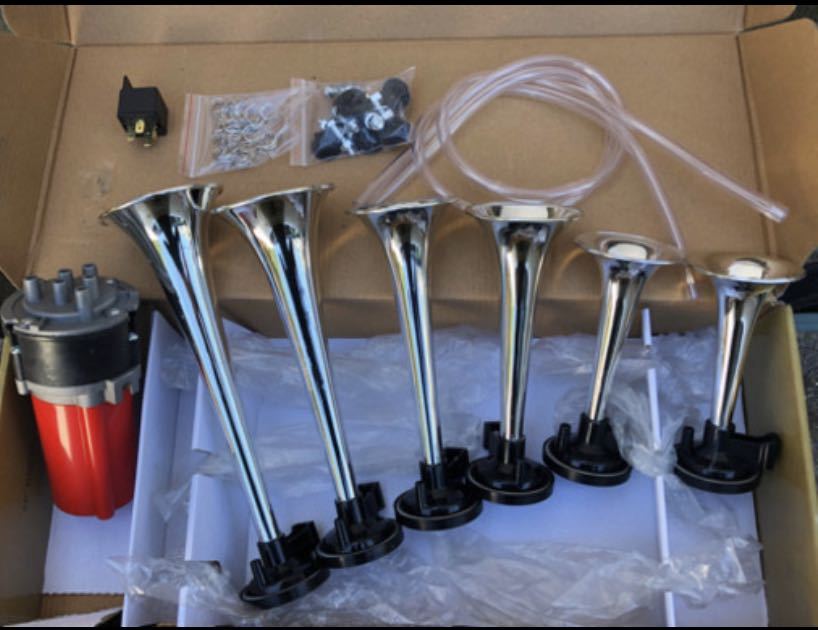 6連 ミュージック ホーン ゴッドファーザー ラッパ 旧車 当時物 Gx71 マークii クレスタ チェイサー ハコスカ ケンメリ ジャパン ローレル Pangluon Com 6連 ミュージック ホーン ゴッドファーザー ラッパ 旧車 当時物 Gx71 マークii クレスタ チェイサー ハコスカ ケンメリ ジャパン ローレル Pangluon Com