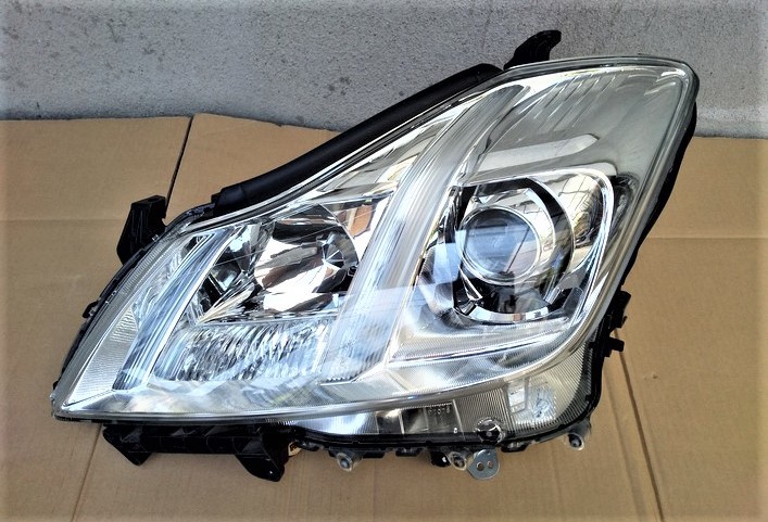 トヨタ GRS200 HID 左ヘッドライト STANLEY 81185-30C53 GRS200