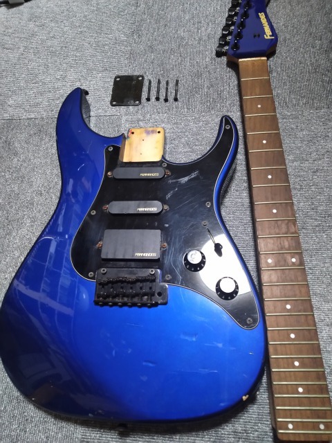 1円スタート fernandes フェルナンデス 青ギター 24フレット ジャンク