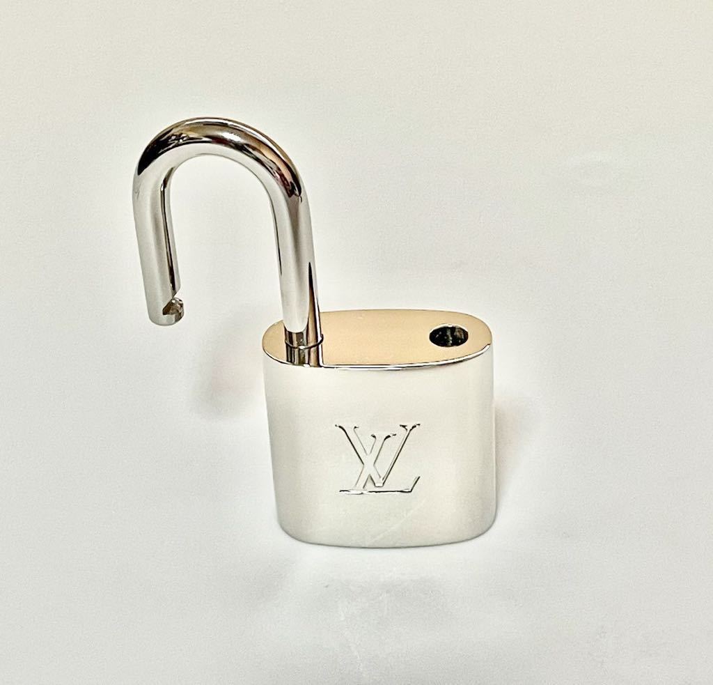 LOUIS VUITTON カデナキー　438 ☆極美品☆ ルイヴィトン パドロック シルバー カデナ 南京錠 438番
