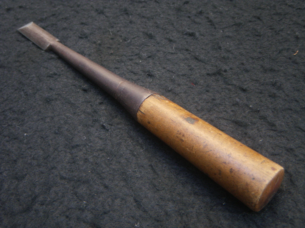 11㎜　甲丸鎬　突鑿 　甲丸鑿　突き鑿　丸鎬　鎬鑿　日本製　Japanese　carpenter　Chisel 2026年最新Yahoo!オークション 大工手道具の中で最も多くの種類が存在する「鑿(のみ)バリエーション -鑿24mmの中古品・新品・未使用品一覧 甲丸鑿 突鑿 台北建成工具JCtool