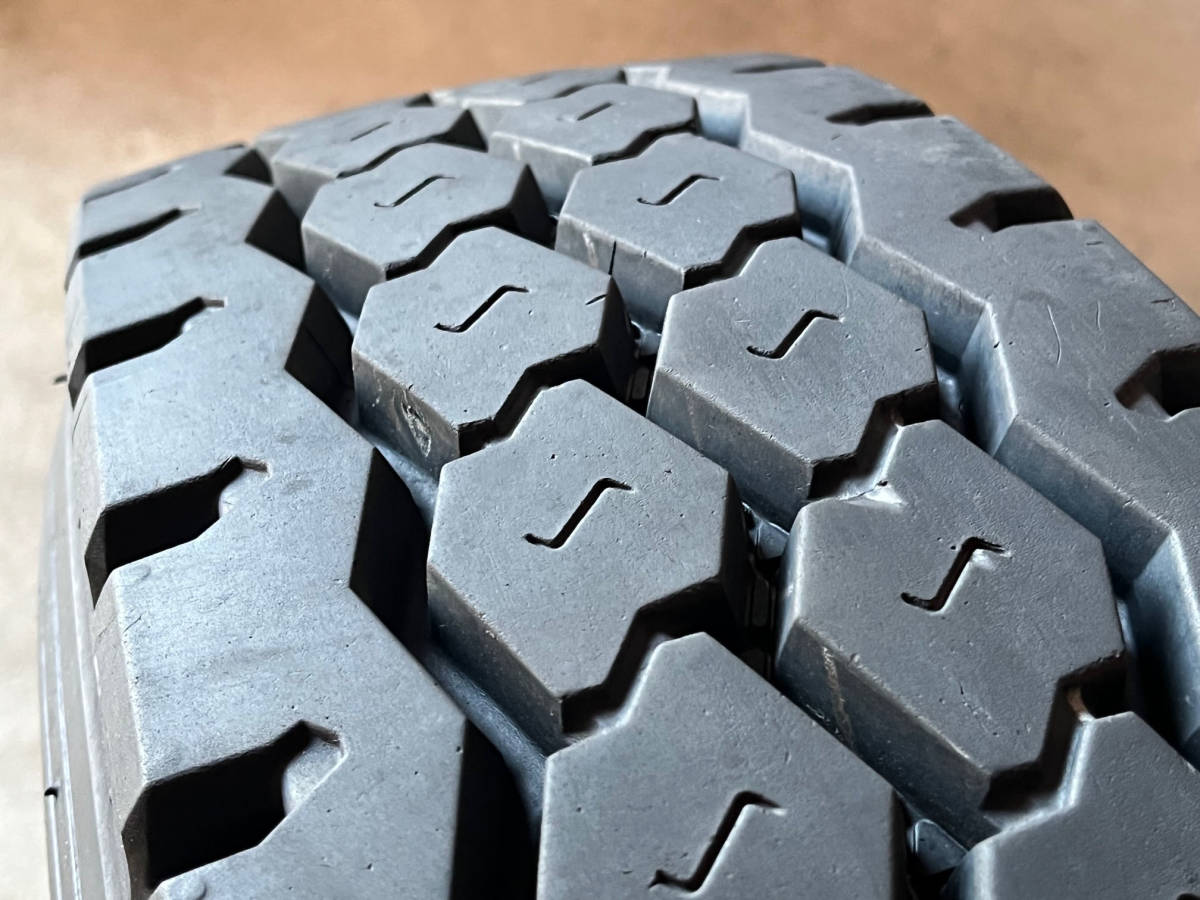 バリ山 2020年製 】225/80R17.5 123/122L トーヨー M319 タイヤ 6本 