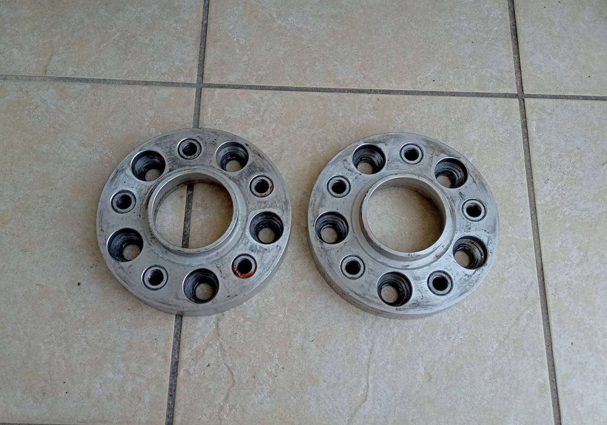 RRP ワイドトレッドスペーサー 20mm PCD114.3 5穴 P1.25 ワイドトレッドスペーサー 5H 114.3 P1.5 20mm | TSUM1947.BY