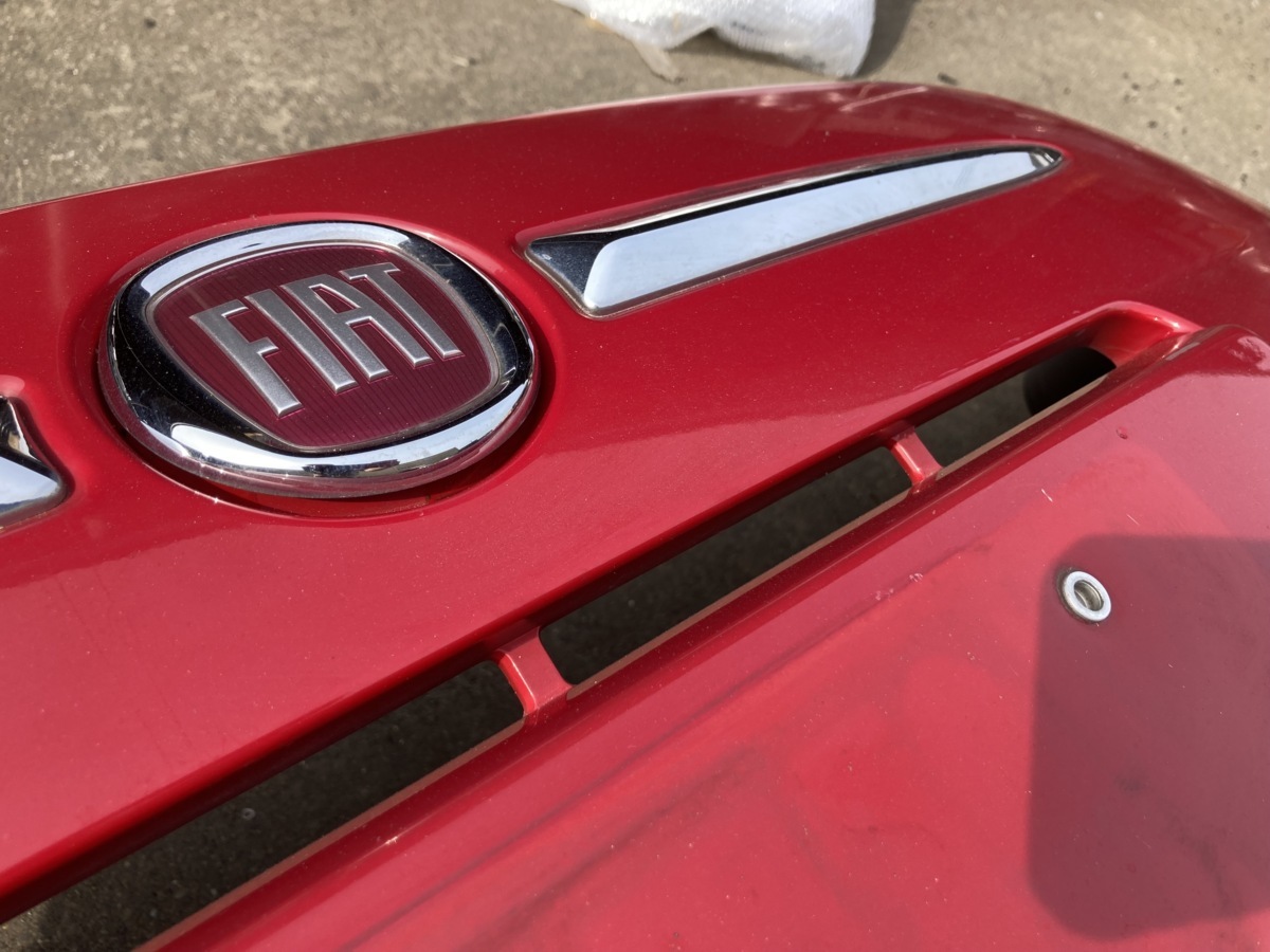 フィアット500 フロントバンパーモール