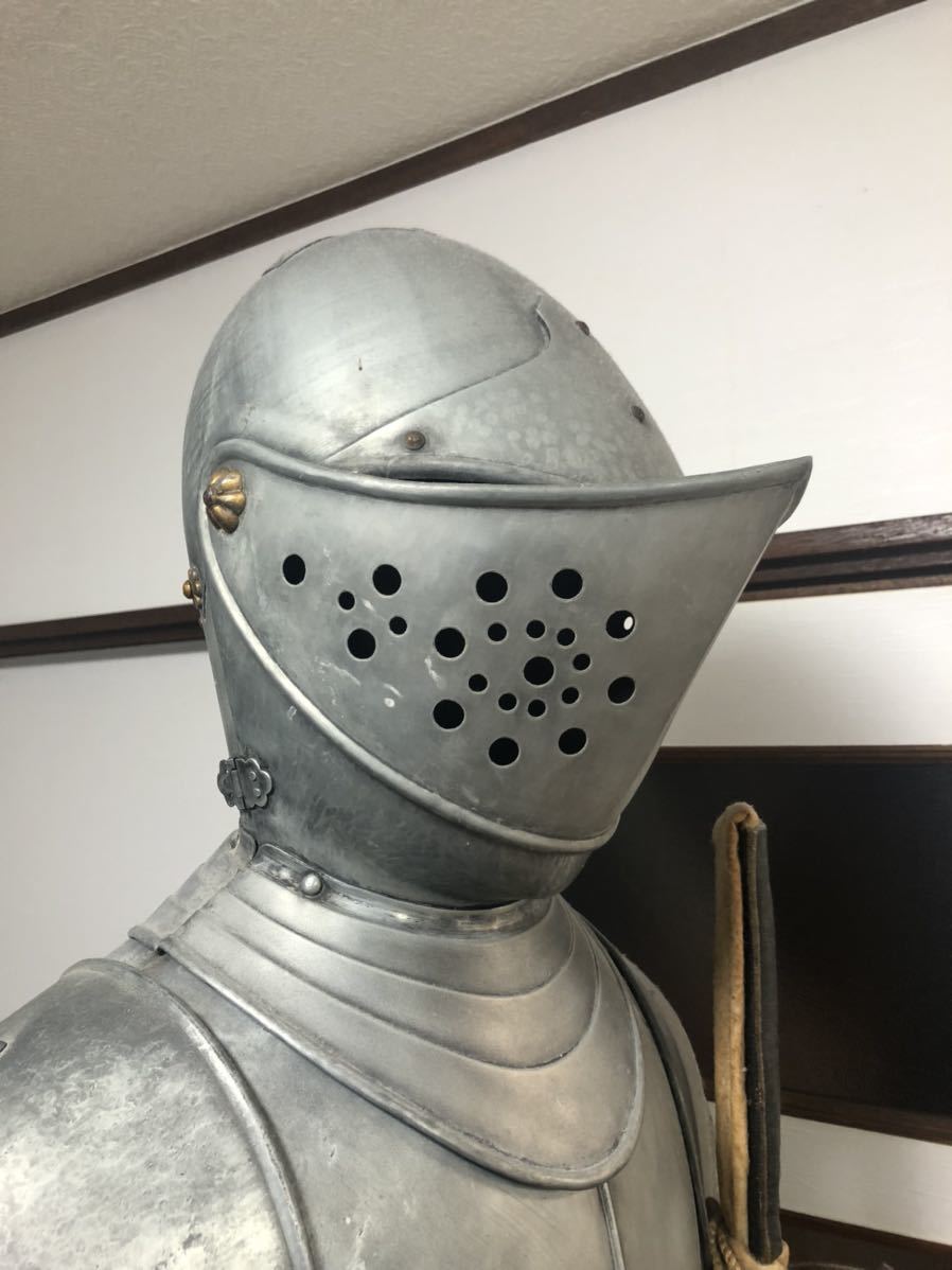 西洋 甲冑  鎧 プレートアーマー 等身大 年代物 レプリカ 希少 レア レトロ 西洋甲冑 鎧 プレートアーマー 等身大 高さ約195cm アンティーク