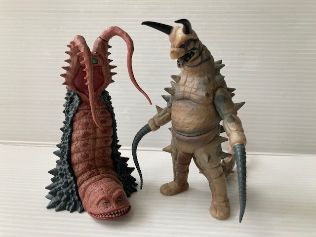 究極大怪獣 グドン ツインテール 2種セット アルティメット 