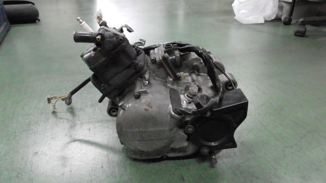 TZR50R 4EU の エンジン 動作未確認 *1652751974 中古 オンライン で