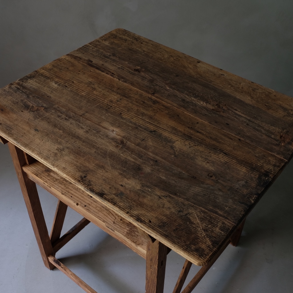 01865 杉材 古い作業台 / 机 テーブル 展示台 花台 古家具 古道具 古民