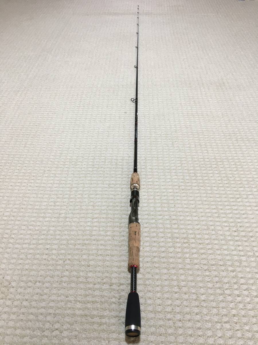 カレイド エバーグリーン デジーノ コンバットスティック - スティング