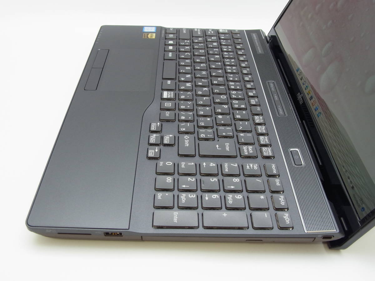 全国のネット通販 ☆ メモリ 16GB ☆ 富士通 AH 53/D1・Core i7-8565U