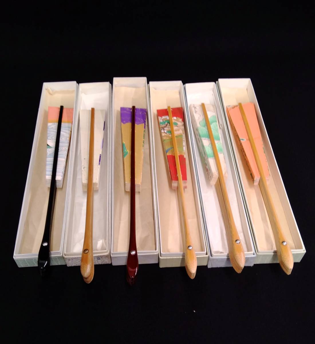  舞扇子 6本セット 京扇堂 日本舞踊 西川流 お稽古 和装小物(扇子)｜売買されたオークション情報、yahooの商品情報をアーカイブ公開 - オークファン 扇子