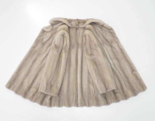 美品 Wood Notes by OSFUR リアルファーコート 毛皮 L 2026年最新】WoodNotesの人気アイテム - メルカリ