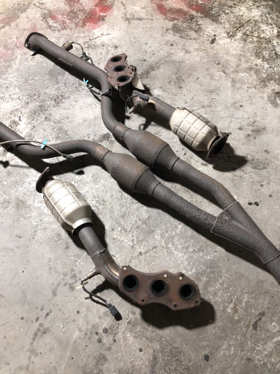 トヨタ クラウン 触媒 3GR