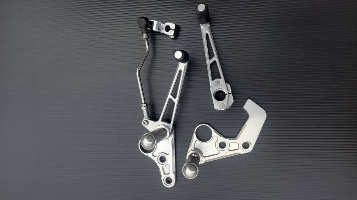 SR400 SR500 Drum - バックステップ Black ビレットバックステップ 