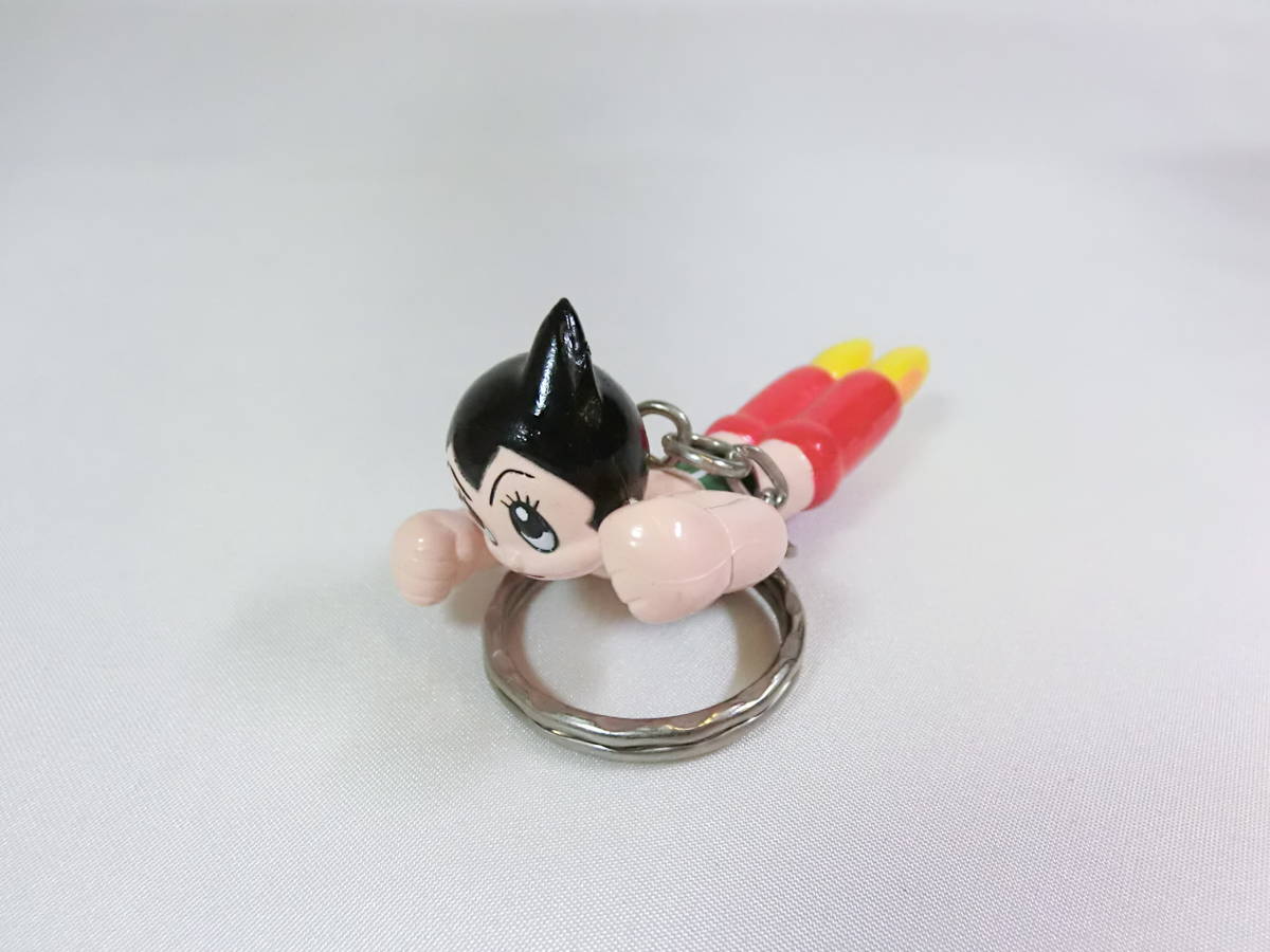 バンプレスト 鉄腕アトム フィギュアキーホルダー アトム ウランちゃん 