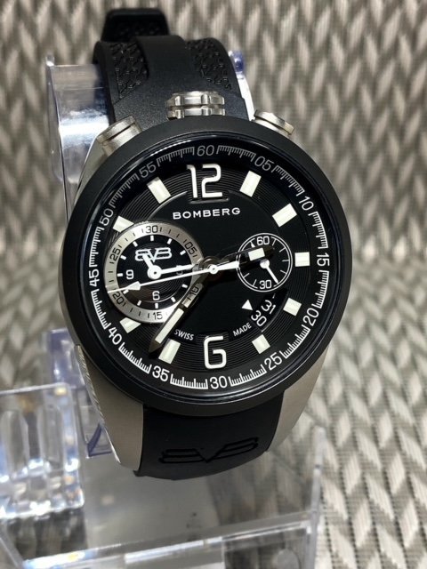 新品 BOMBERG ボンバーグ 正規品 腕時計 クロノグラフ 懐中時計 ミドル 
