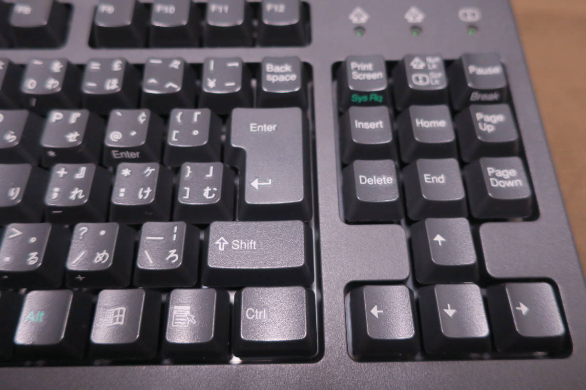 送料無料】美品 IBM トラックポイントキーボード Space Saver Keyboard 