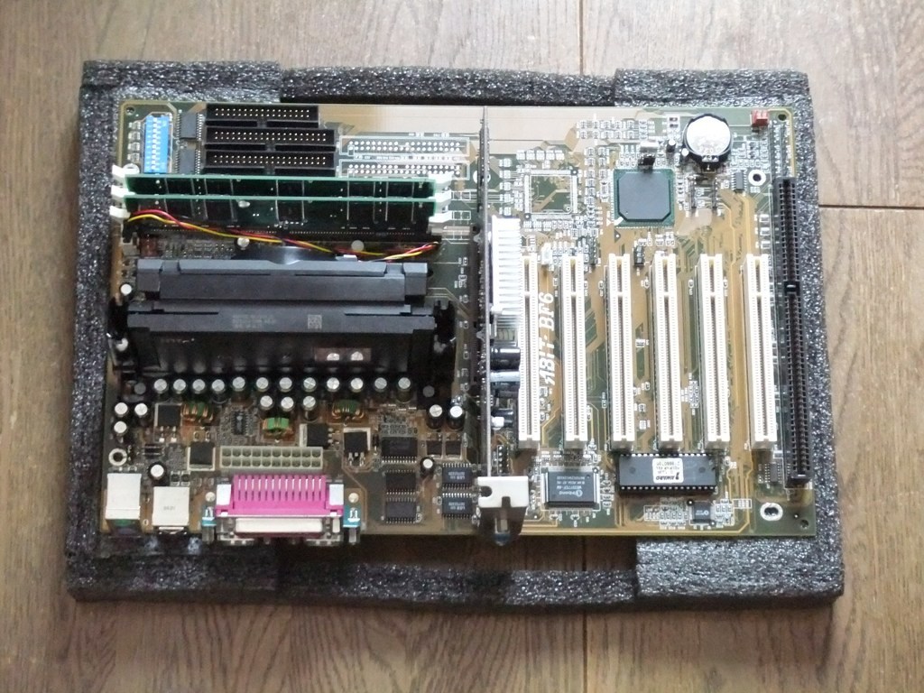 高品質，本物保証 作動品 ABIT製 BF6 Slot1 440BXチップマザーボード CPU/メモリ/ビデカード付き(ABIT)｜売買されたオークション情報、yahooの商品情報をアーカイブ公開 - オークファン ABIT
