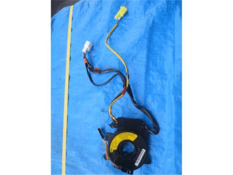 スバル 純正 フォレスター 《 SG5 》 スパイラルケーブル P61100-22000902