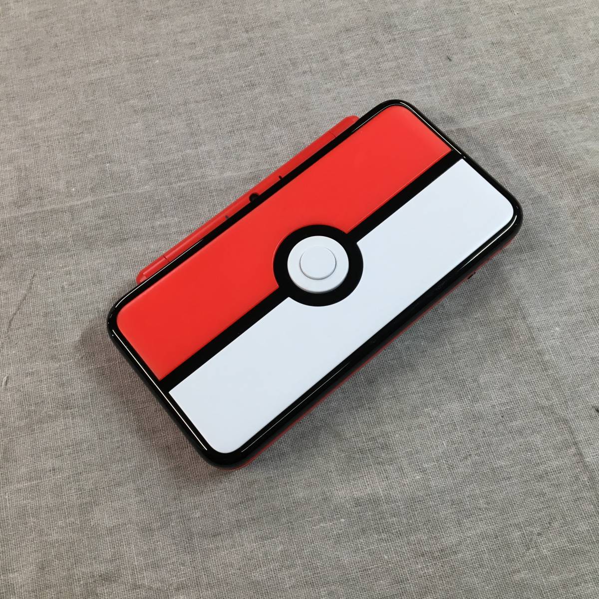 現状品 Newニンテンドー2DS LL モンスターボールエディション