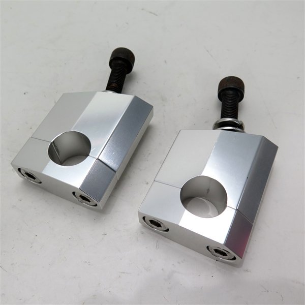 ♪DUCATI/ムルティストラーダ1000sDS 社外 ハンドルポスト(D0627A06) 62248