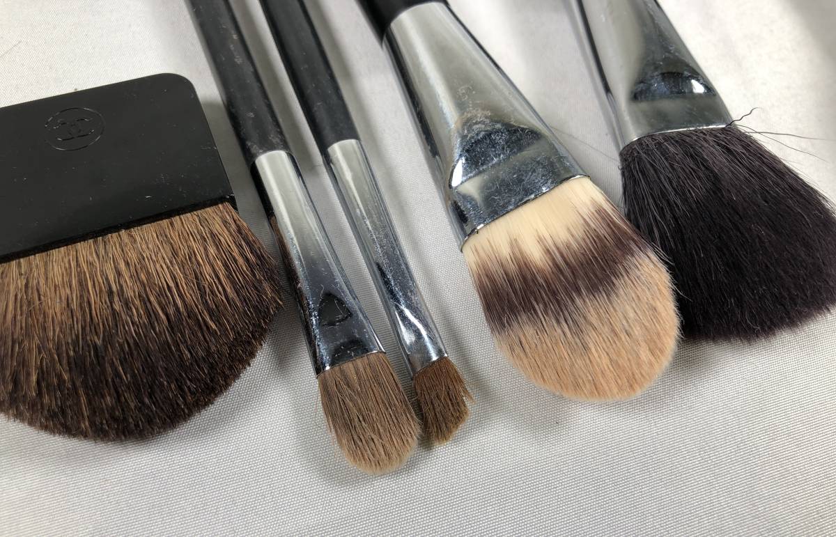 シャネル - メークアップ CHANEL フェイスブラシ ドゥ パンソー フォン